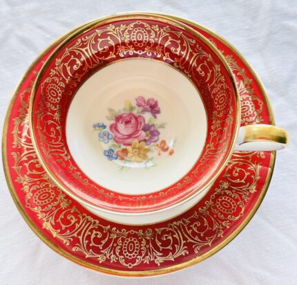 Bavaria Tirschenreuth Porzellan Mokkatasse Rot‑Gold & Blumenmuster ca. 1950–1970